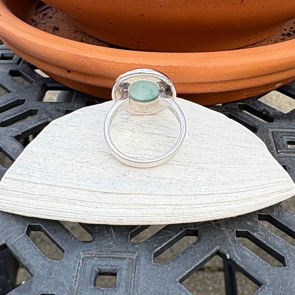 Sterling Silver Oval Larimar Ring Size 8 Modern Minimalist Cabochon Light Blue - Picture 9 of 11